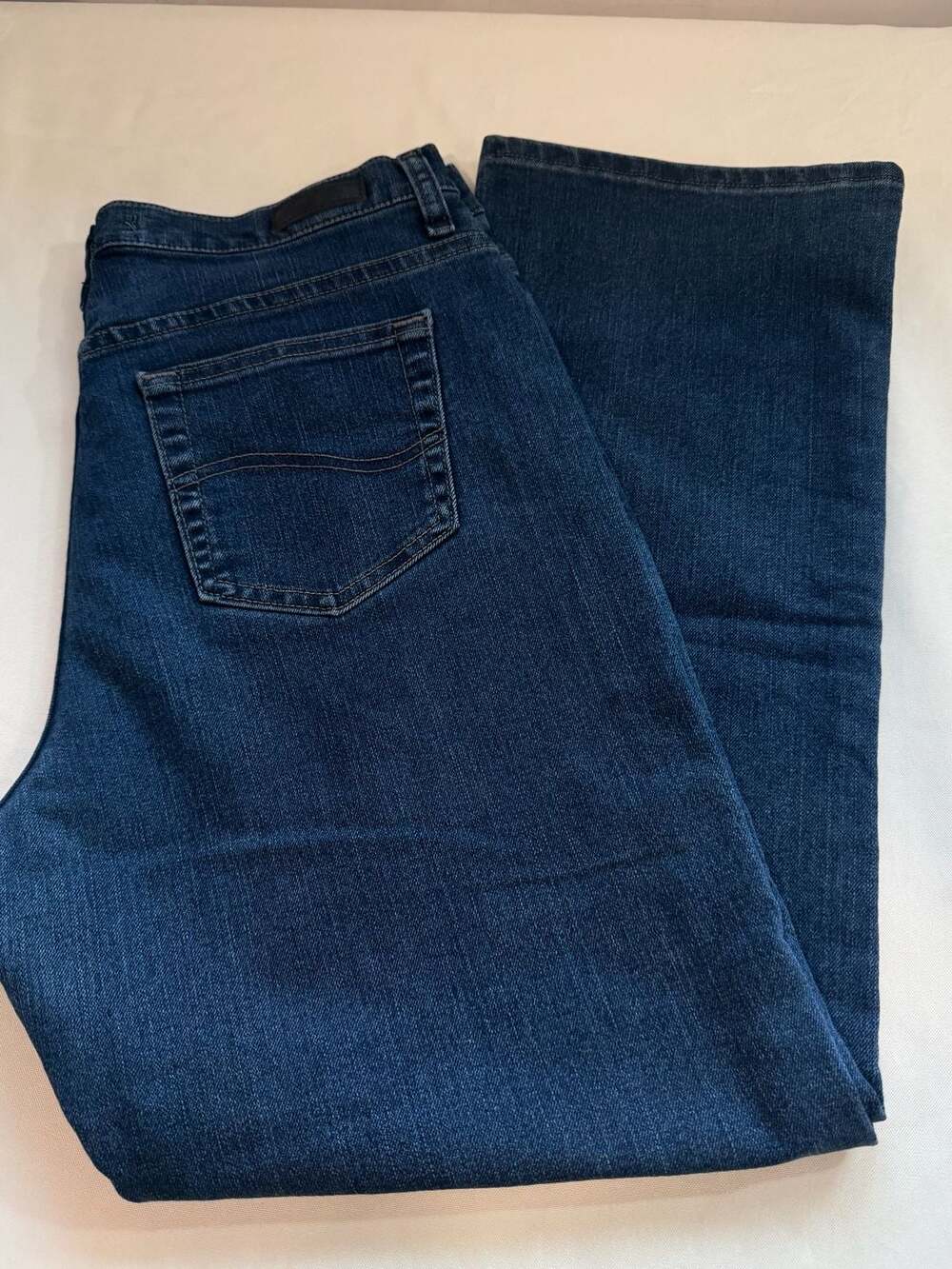 Lee Relaxed Fit Dark Wash Straight Leg Jeans Women’s Petite 12